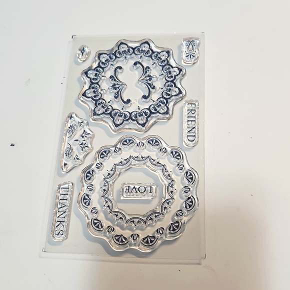 Make a Medallion Photopolymer stamp set - Picture 2 of 3